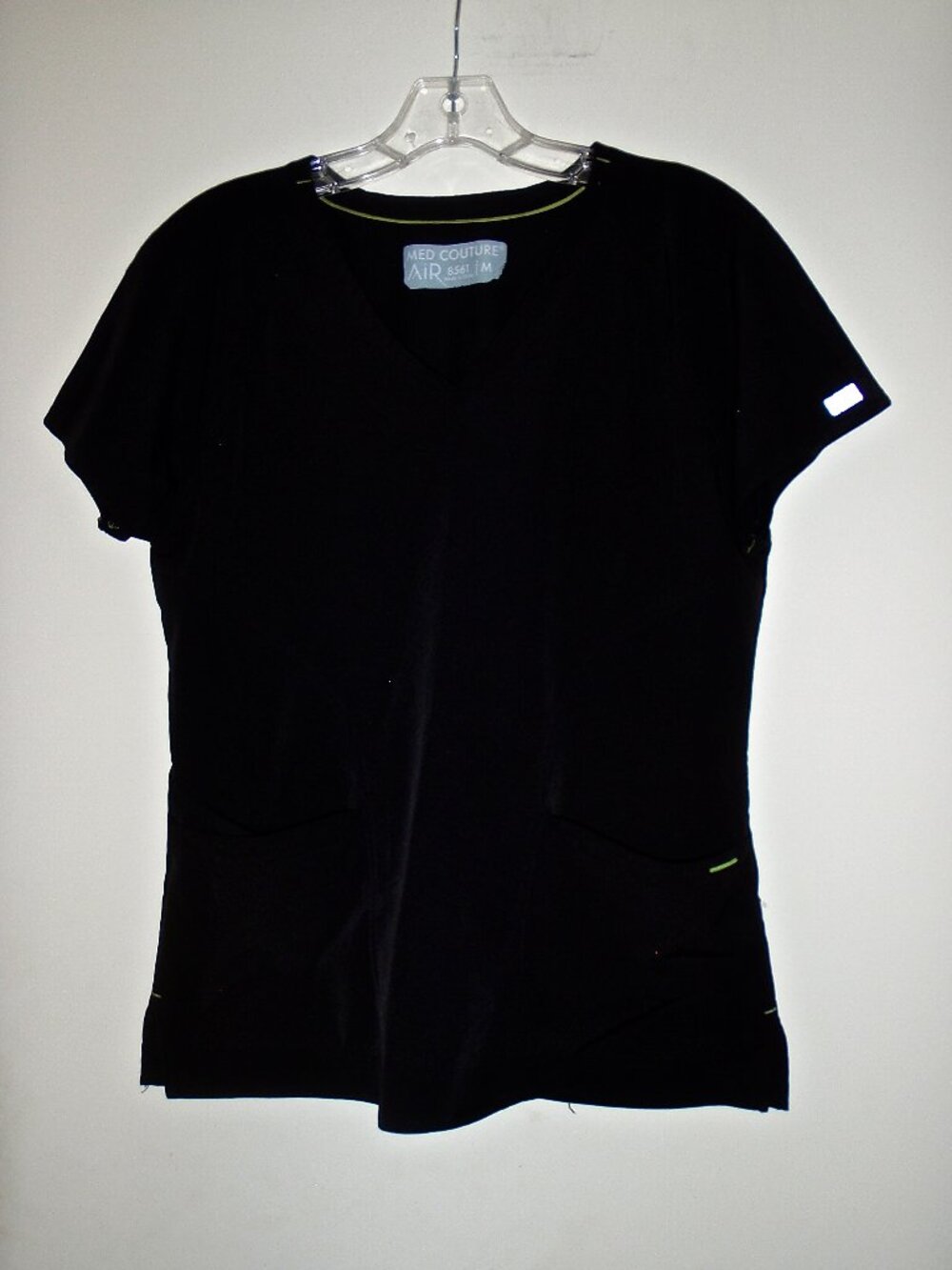 MED COUTURE AIR WOMEN'S STRETCH SHORT SLEEVE BLACK SCRUB TOP SIZE M